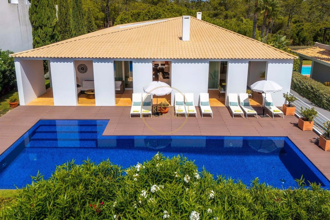 Villa in Almancil, Algarve, Portugal 1 - 16335984
