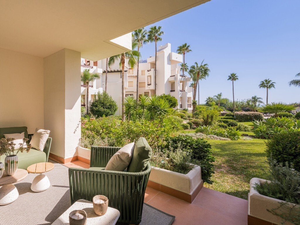 Apartment in Estepona, Andalusia, Spain 2 - 16336773
