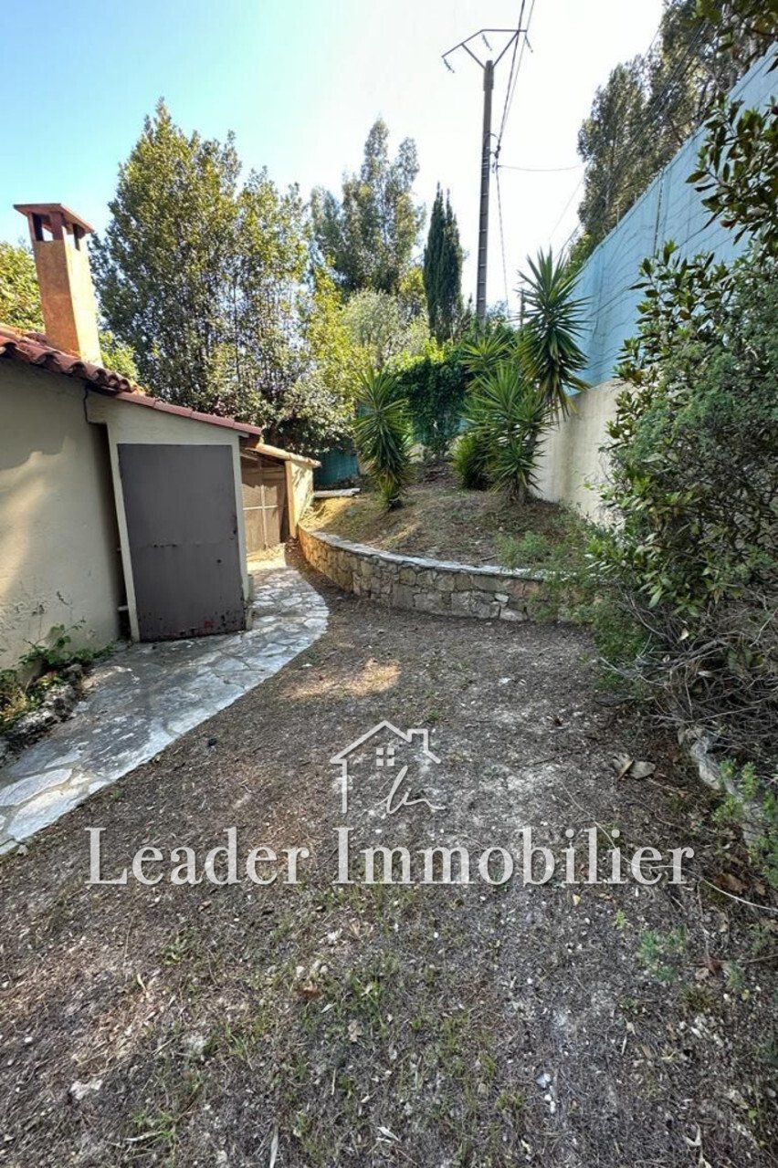 Villa in Centre, Vallauris, France 3 - 16335197