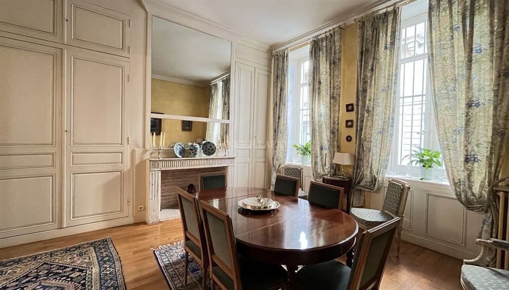 House in Grand Parc-Chartrons-Paul Doumer, Bordeaux, France 2 - 16333691