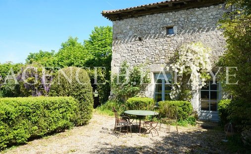 Castle for Sale in Saint-Émilion, Nouvelle-Aquitaine, France