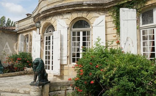 Estate in Saint Bruno-Saint Augustin, Bordeaux, France 1