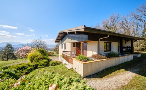 House in Galbert, Annecy, France 1