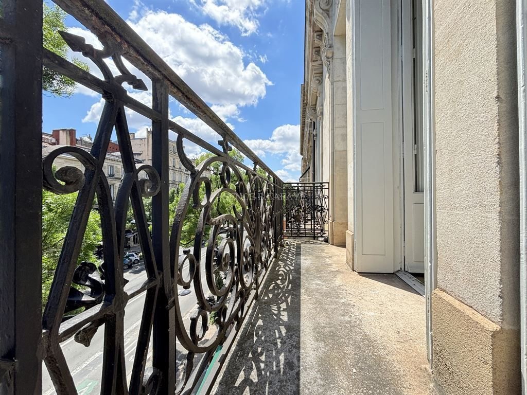 Apartment in Hôtel de Ville-Quinconce-Saint Seurin-Fondaudège, Bordeaux, France 5 - 16333832