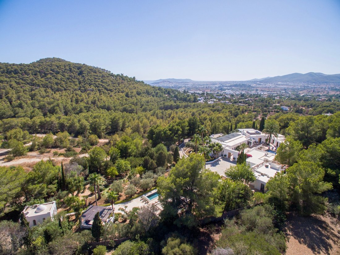 Villa in Can Furnet, Santa Eularia des Riu, Balearic Islands 4 - 16348831