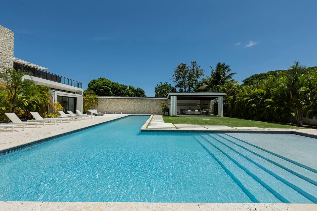 House in Kingston 8, Jamaica 3 - 16340662
