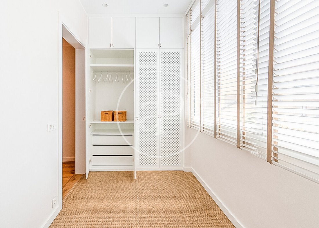 Apartment in Eixample, Barcelona, Spain 4 - 16338851