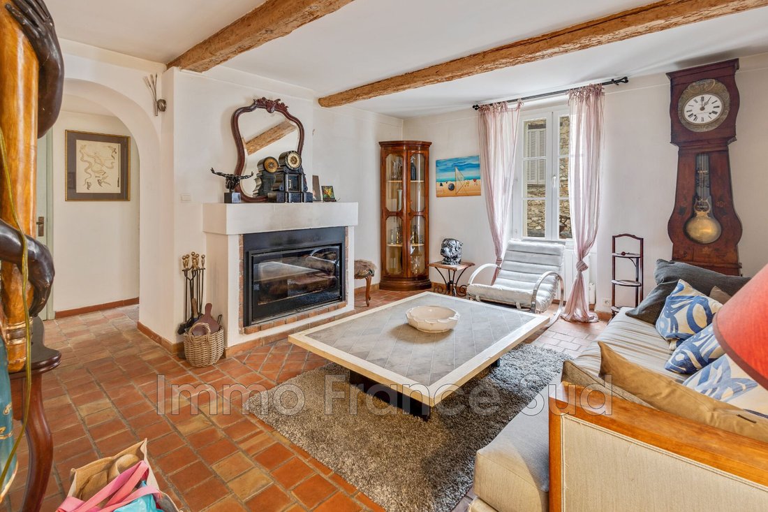 Villa in La Garde-Freinet, Provence-Alpes-Côte d'Azur, France 3 - 16338491