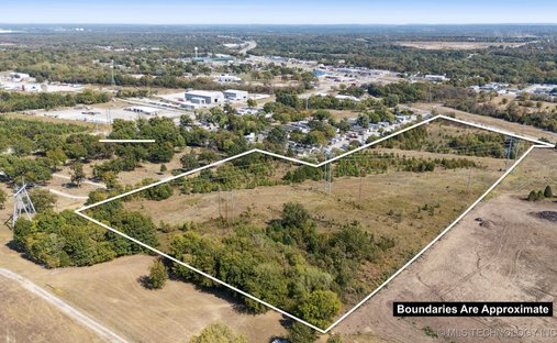 Land in Catoosa, Oklahoma, United States 1