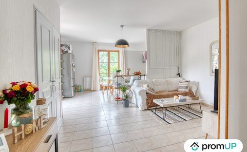 Castle for Sale in Lectoure, Occitanie, France