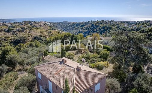 Villa in Fabron, Nice, France 1