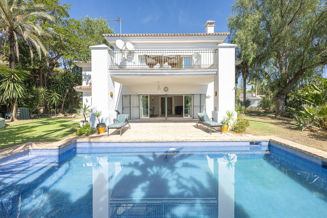 Villa in Marbella, Andalusia, Spain 1 - 16338245