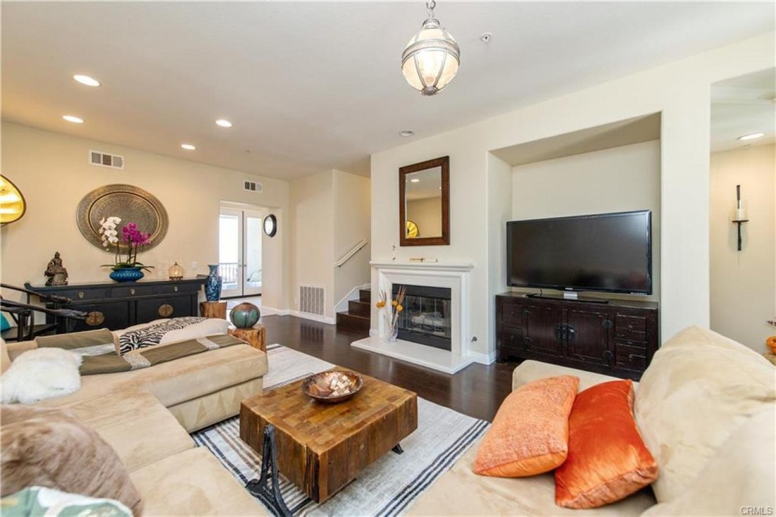 Townhouse in Irvine, California, United States 4 - 16338680