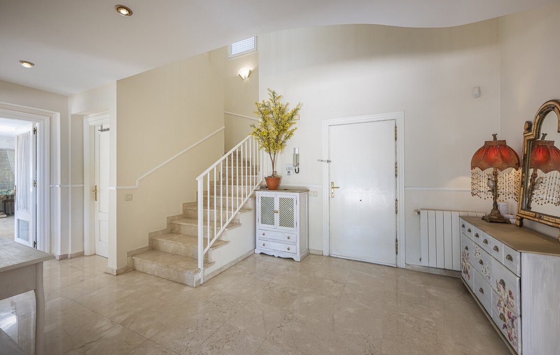 Villa in Marbella, Andalusia, Spain 3 - 16338245