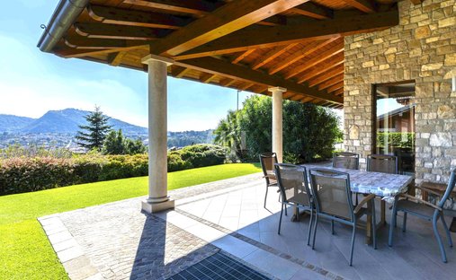 Villa en Sarnico, Lombardía, Italia 1