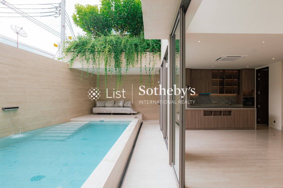 House in Bangkok, Krung Thep Maha Nakhon, Thailand 5 - 16341829