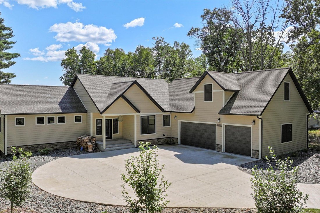 House in Remer, Minnesota, United States 1 - 16339077