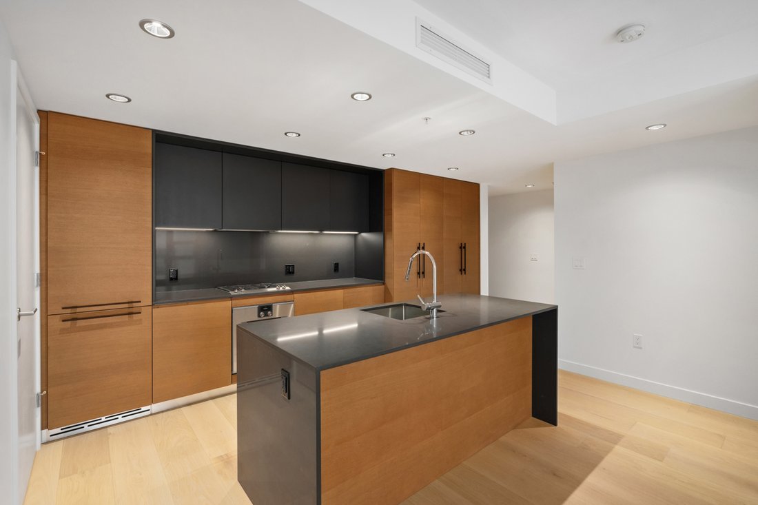 Apartment in Vancouver, British Columbia, Canada 5 - 16338870