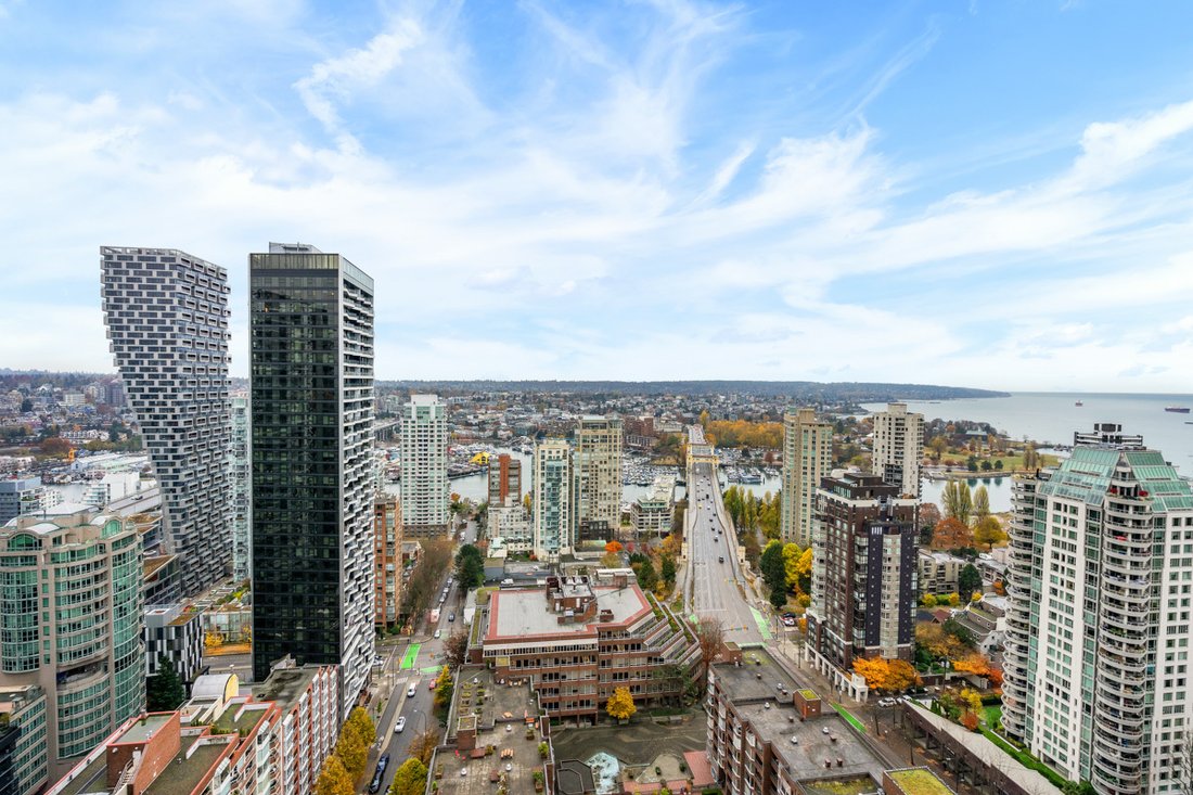 Apartment in Vancouver, British Columbia, Canada 1 - 16338870