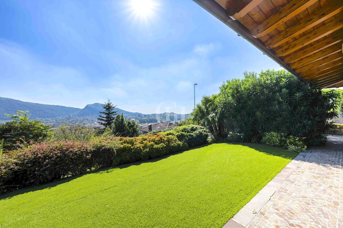 Villa in Sarnico, Lombardy, Italy 5 - 16338399