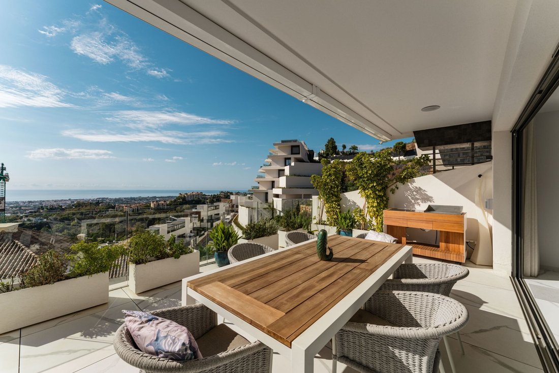 Apartment in Marbella, Andalusia, Spain 3 - 16338139