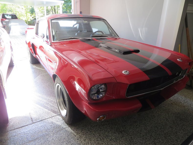 Coupe in Glendale, United States 3 - 16338354