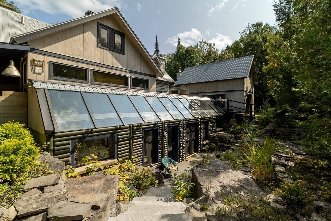 House in Sainte-Lucie-des-Laurentides, Quebec, Quebec, Canada 4 - 16331463