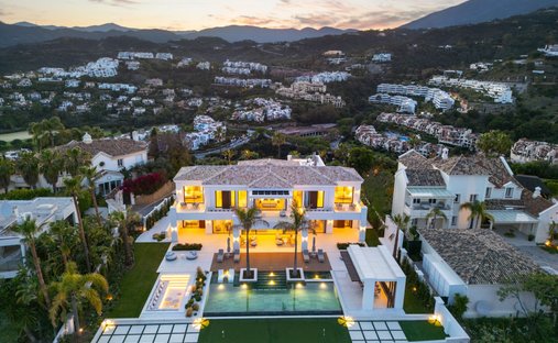 Villa in Marbella, Andalusia, Spain 1