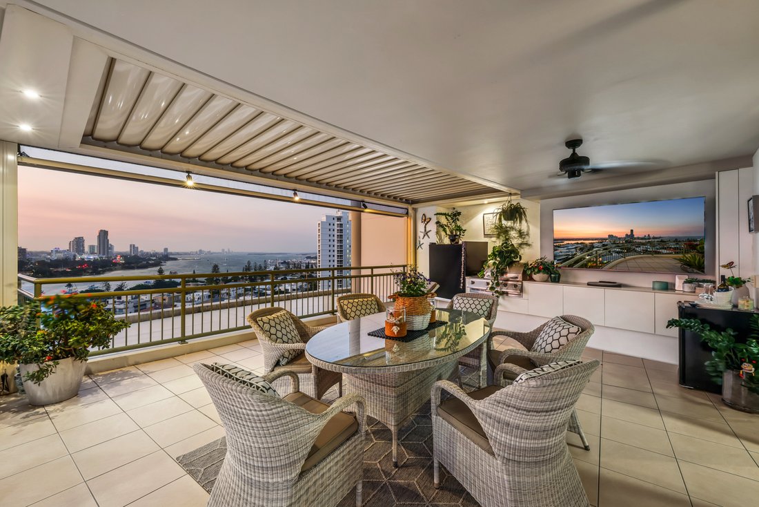 Apartment in Gold Coast, Queensland, Australia 1 - 16340307