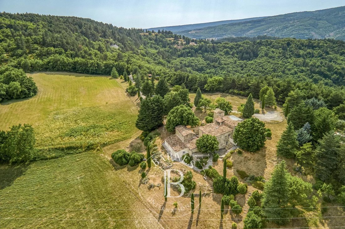 Estate in Sault, Provence-Alpes-Côte d'Azur, France 4 - 16338395