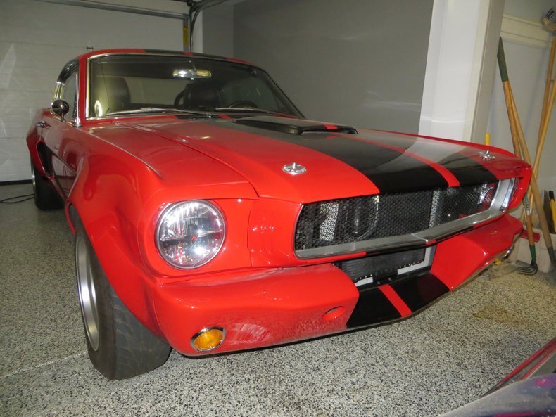 Coupe in Glendale, United States 4 - 16338354