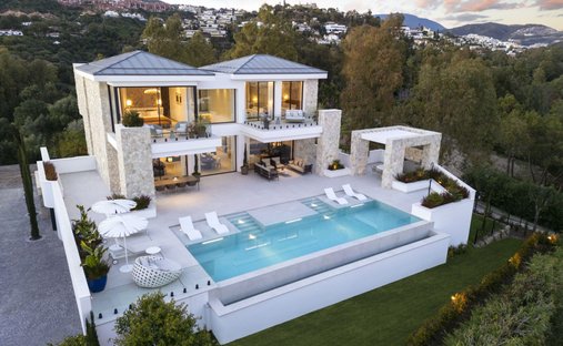 Villa in Marbella, Andalusia, Spain 1