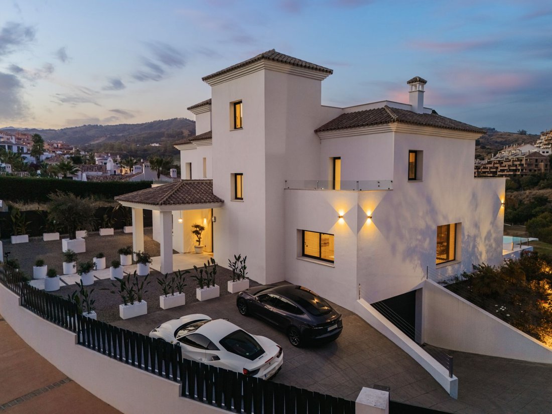 Villa in Elviria-Cabopino, Marbella, Spain 3 - 16338149