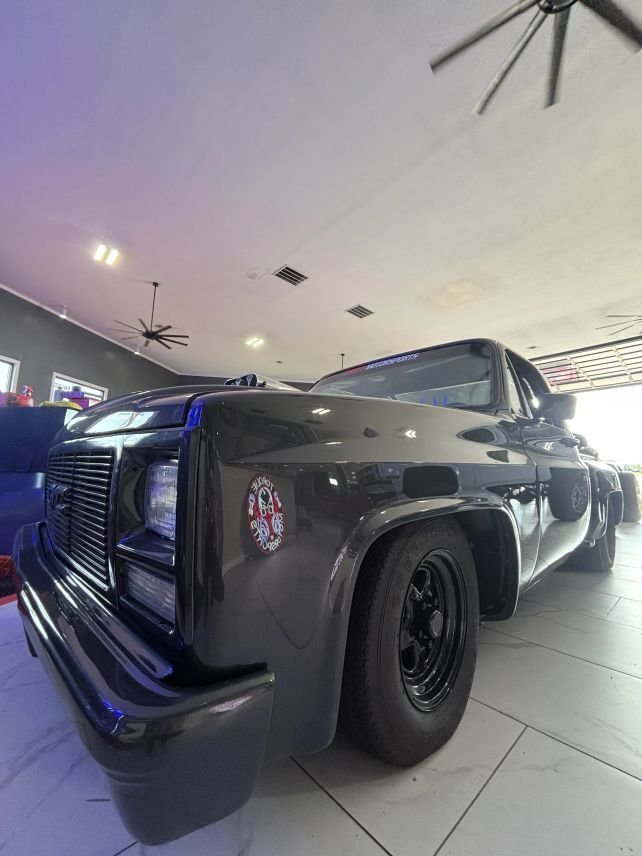 1985 Chevrolet C10 Custom in Osage Beach, MO, United States 2 - 16339478