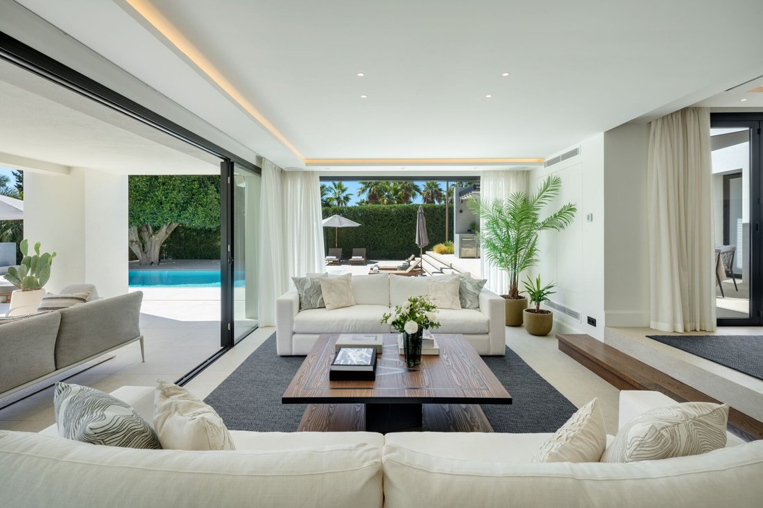 Villa in Marbella, Andalusia, Spain 4 - 16338227