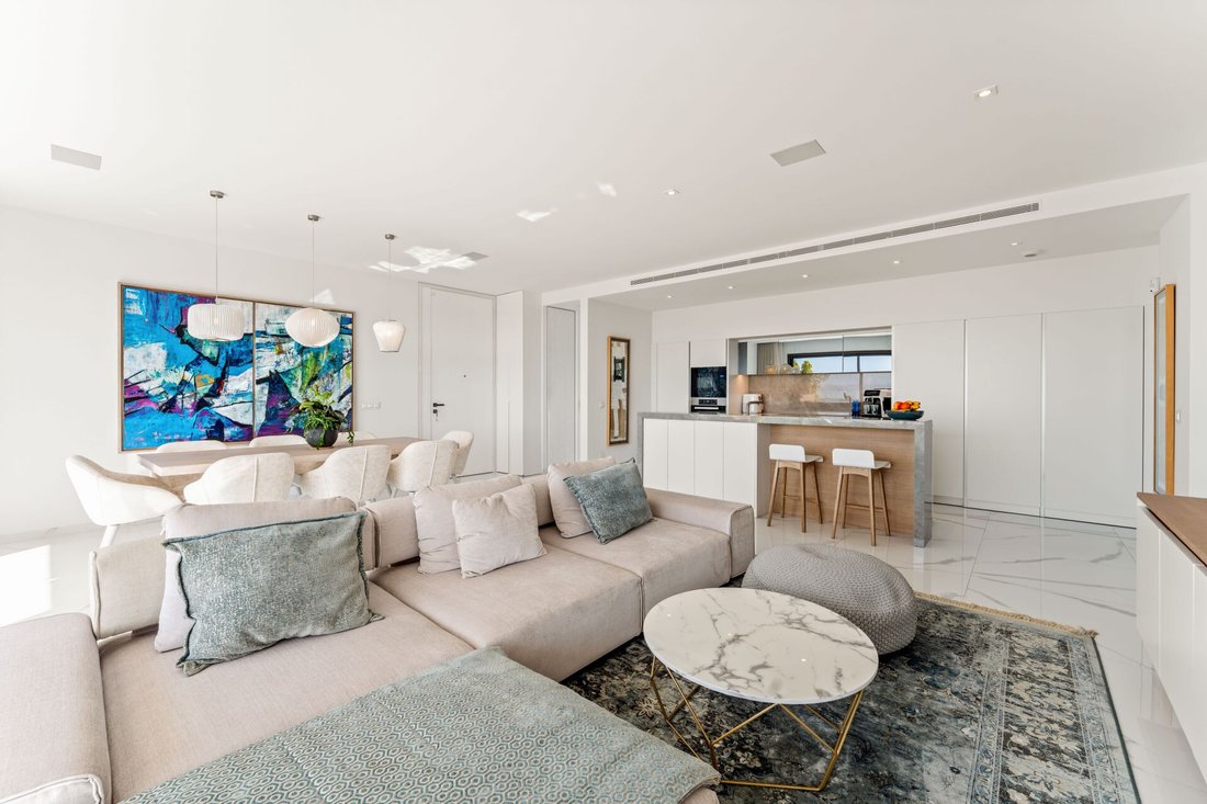 Apartment in Marbella, Andalusia, Spain 5 - 16338139