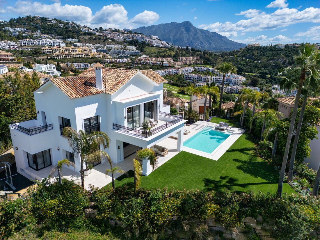 Villa in Marbella, Andalusia, Spain 2 - 16338238
