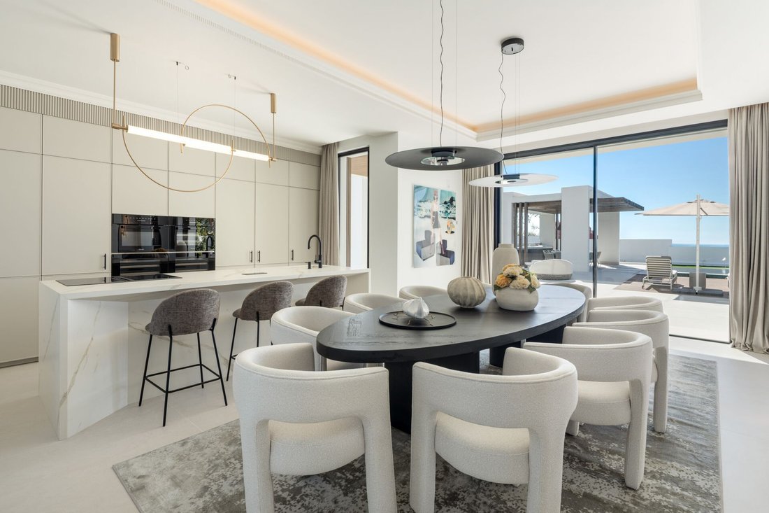 Villa in Marbella, Andalusia, Spain 5 - 16338203