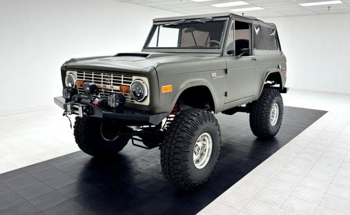 302ci 4bbl V8/C4 Auto/ProComp 6" LIft/Subtle &amp; Spicy/Dana 44 &amp; Ford 9" Axles in Morgantown, United States 1