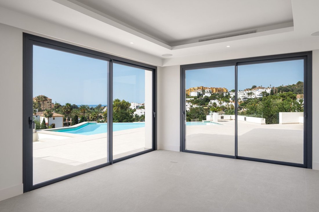 Villa in Estepona, Andalusia, Spain 4 - 16338159