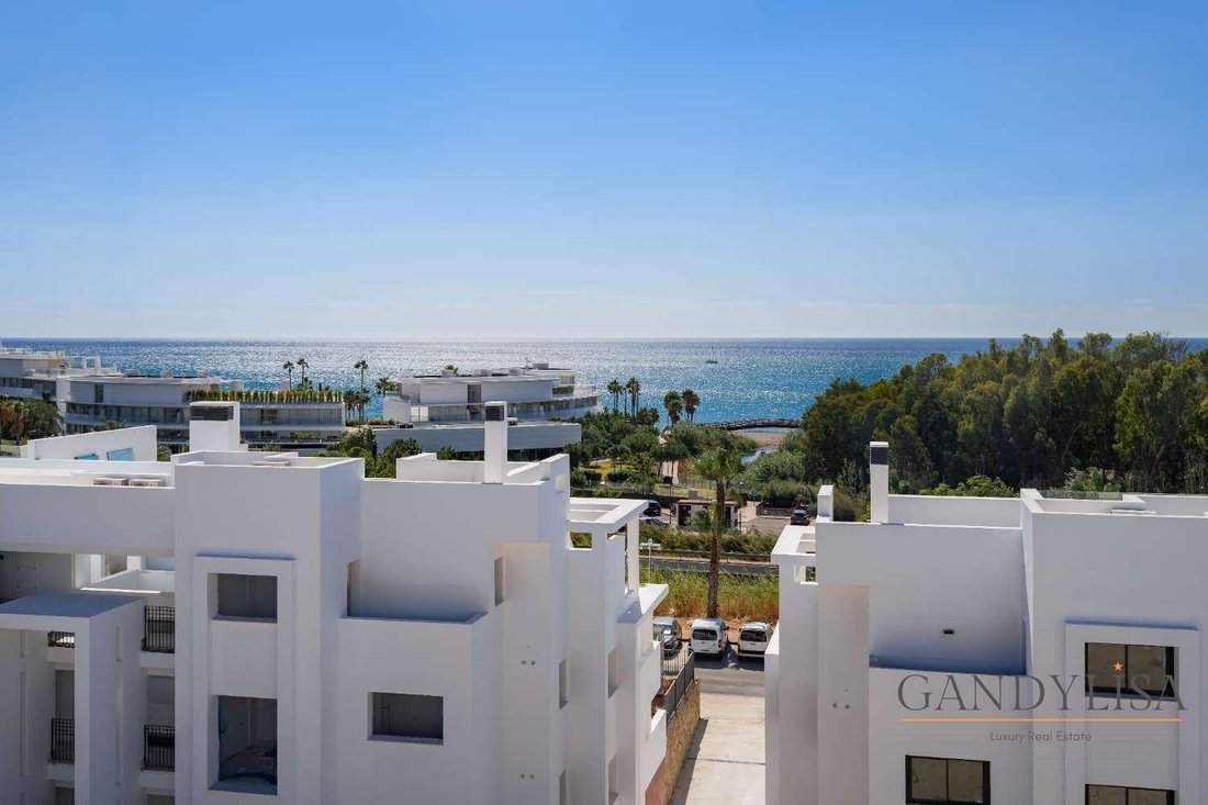 Appartamento a Estepona, Andalusia, Spagna 1 - 15549666