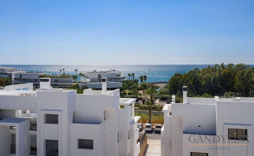 Appartamento a Estepona, Andalusia, Spagna 1