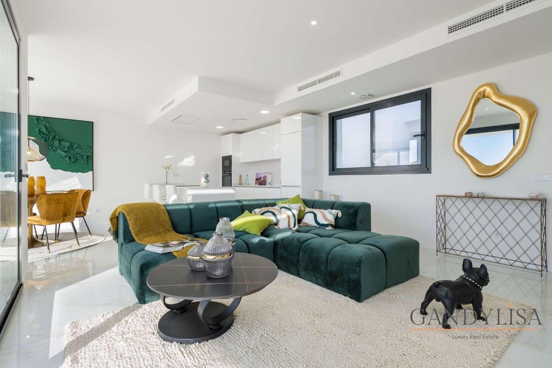 Appartamento a Estepona, Andalusia, Spagna 4 - 15549666