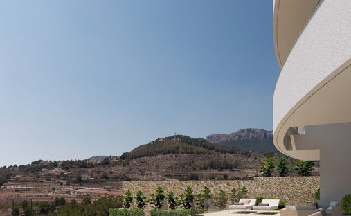 Chalet in Calp / Calpe, Valencian Community, Spain 1