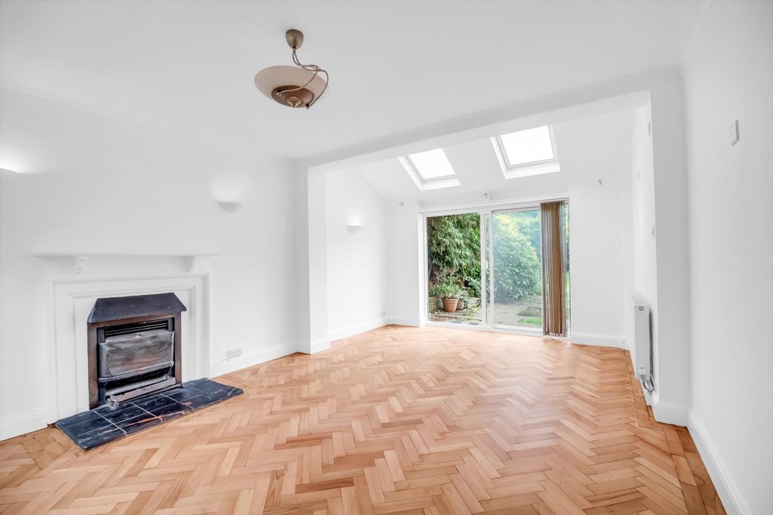House in Caterham, South Godstone, England 3 - 16338644