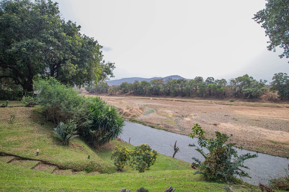 Estate in Malelane, Mpumalanga, South Africa 4 - 15885102