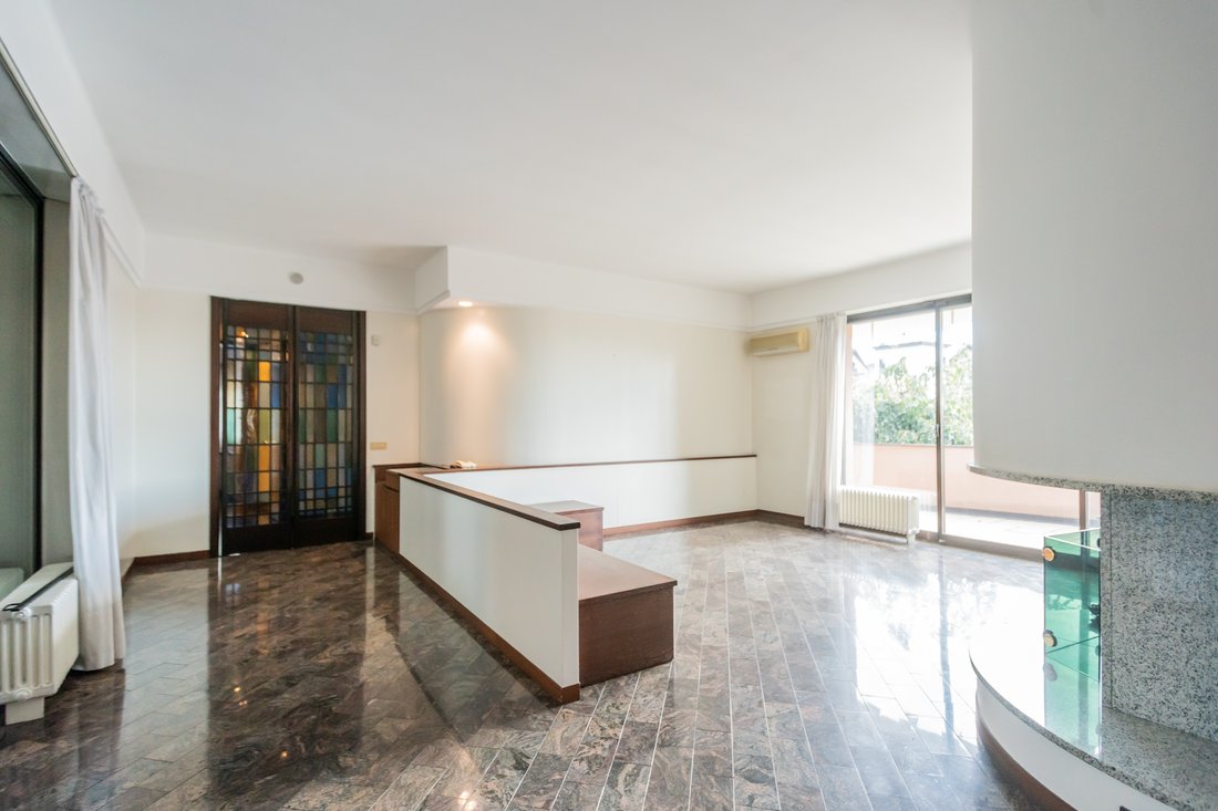 Villa à Centro, Gallarate, Lombardie 2 - 16355419