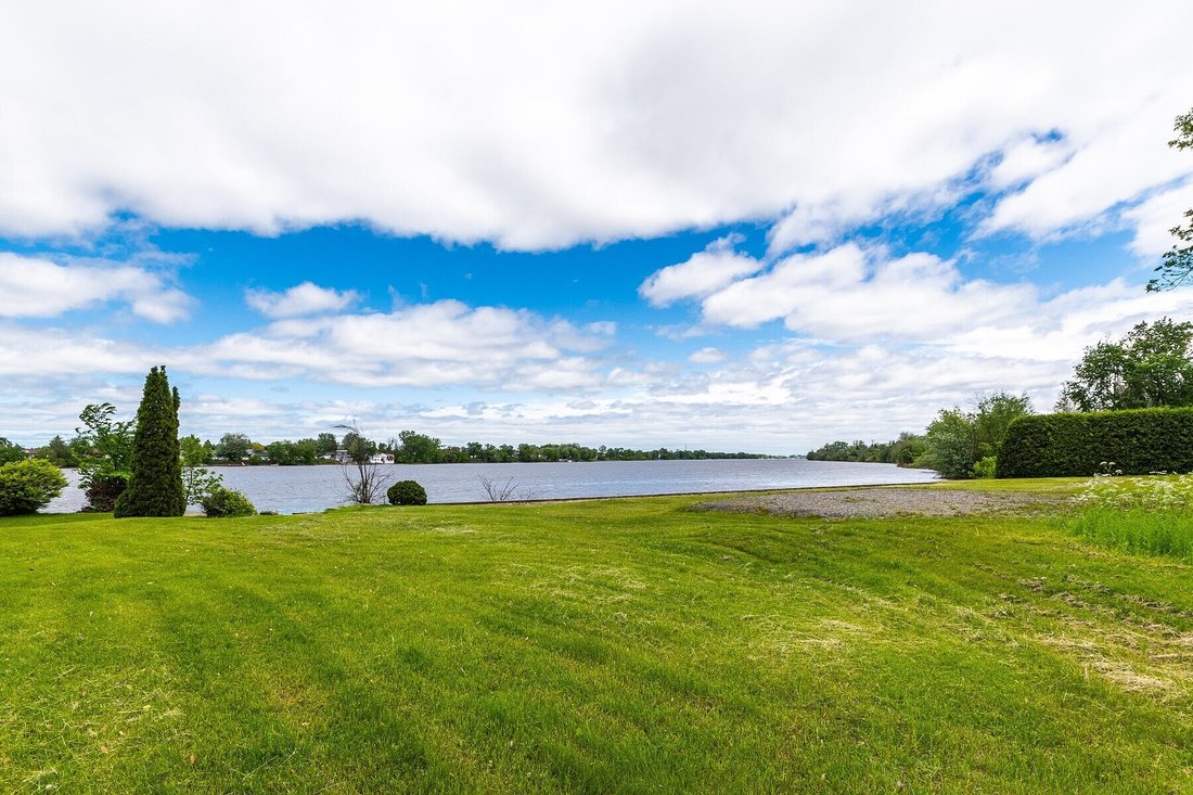Land in Laval, Quebec, Canada 1 - 15902401