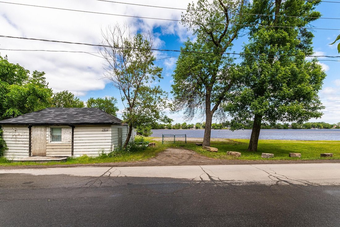 House in Laval, Quebec, Canada 3 - 16109486