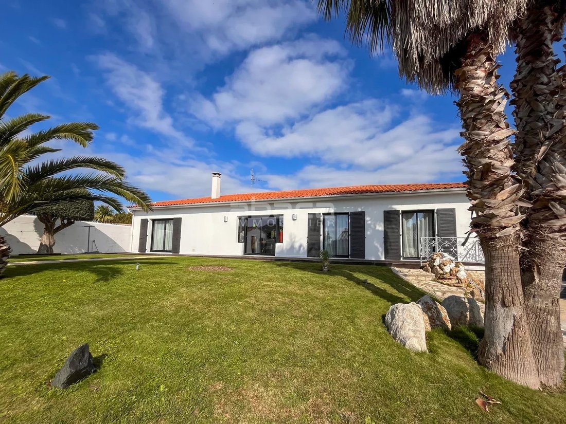 House in Rivedoux-Plage, Nouvelle-Aquitaine, France 1 - 16335142